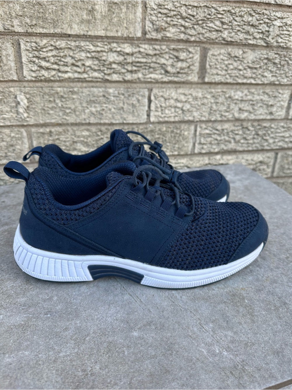 Orthofeet Francis No-Tie navy sneakers size 9B - Picture 3 of 6